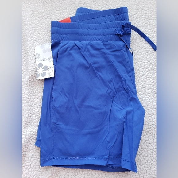 NWT Tuff Athletics Blue Shorts Size M - Picture 2 of 4
